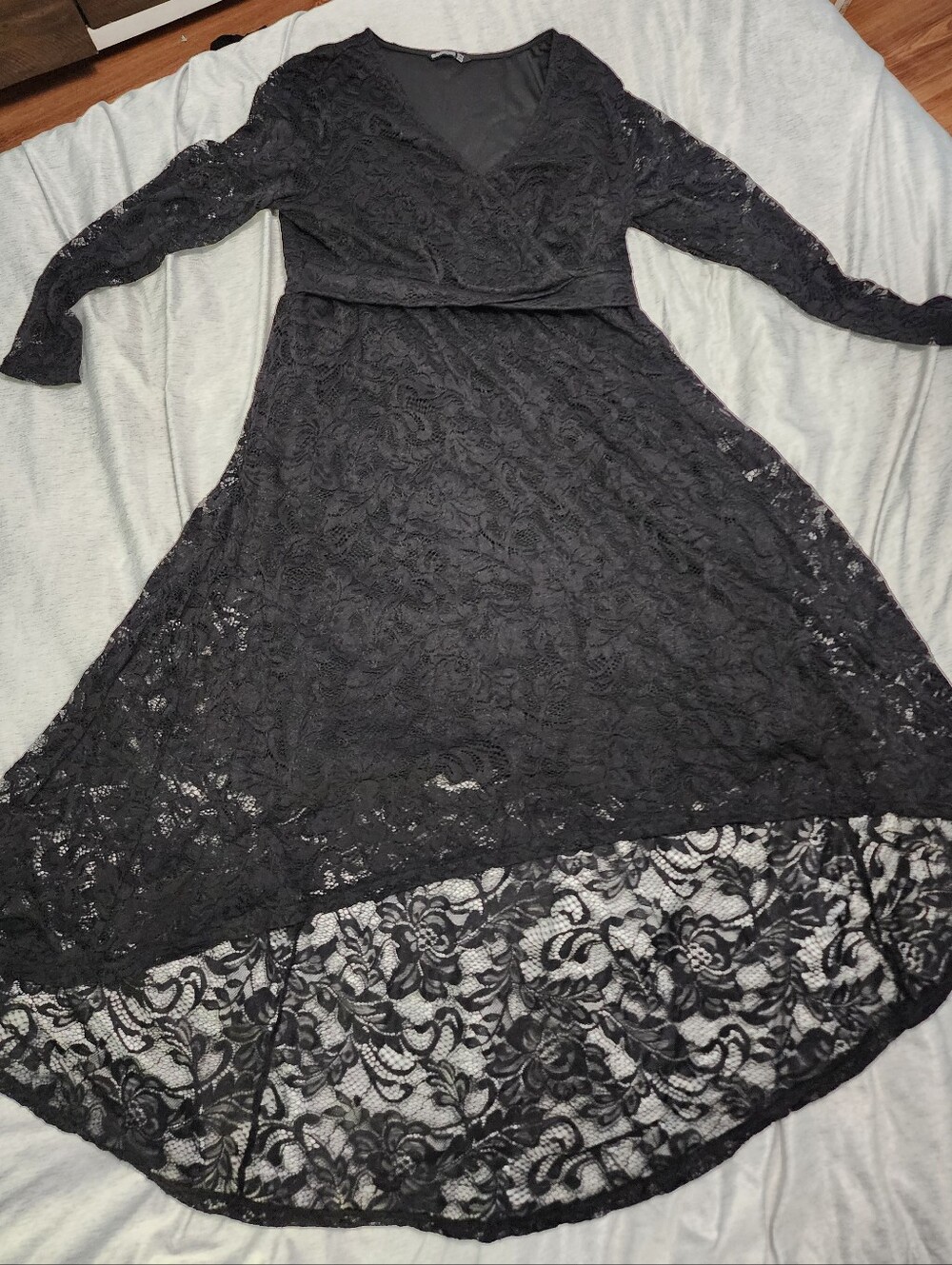 BloomChic Black Lace Long Sleeve V-Neck Dress